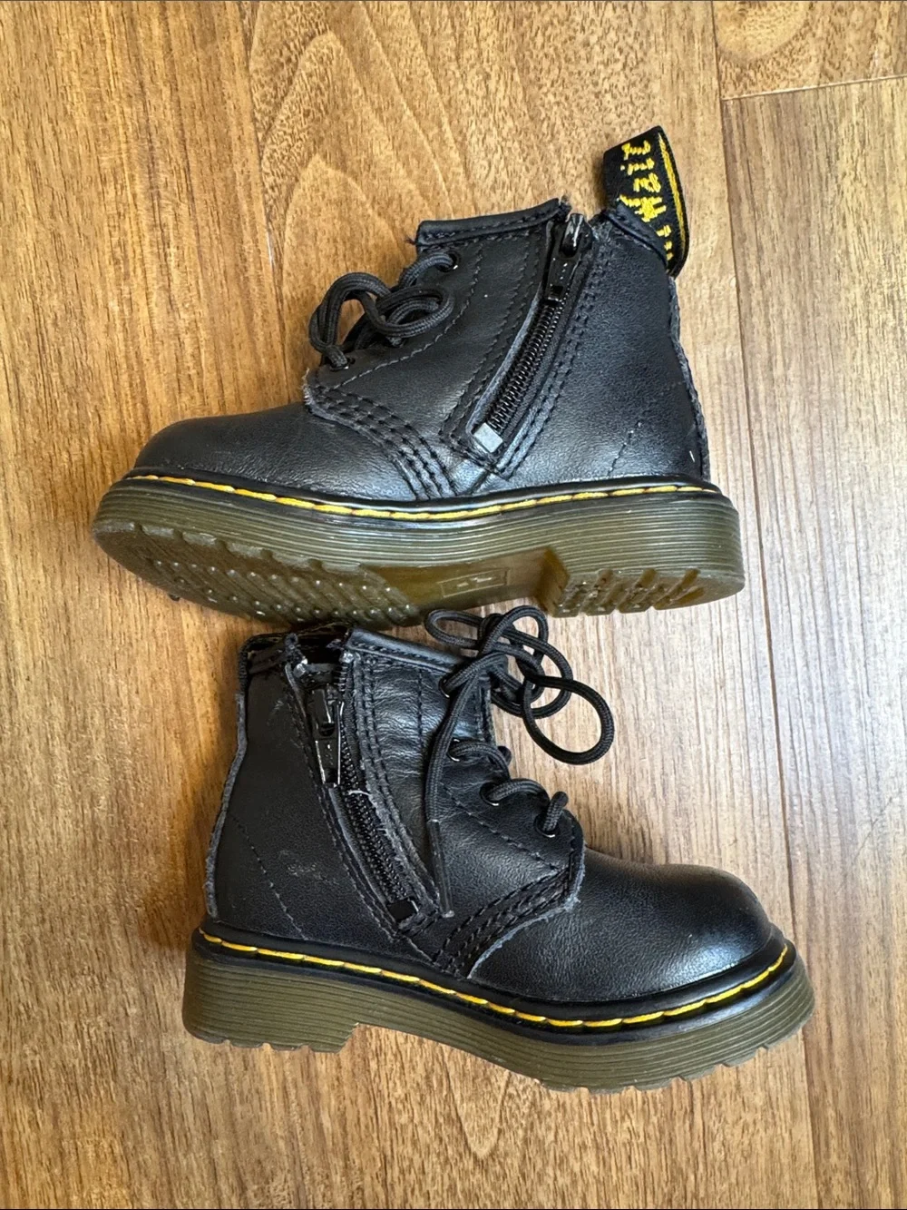 Dr Martens Soft T Leather Lace Up Boots Black Booties  Size 5 Toddler